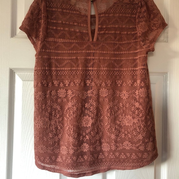 Dusty Rose Embroidered Top - Picture 4 of 4
